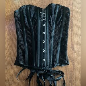 Vintage‎ Shirley Of Hollywood Black Lace Up Corset Top 36 Goth Whimsigoth Vamp